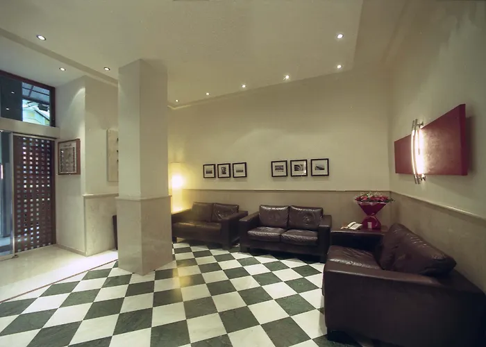 Plaka Hotel Atene